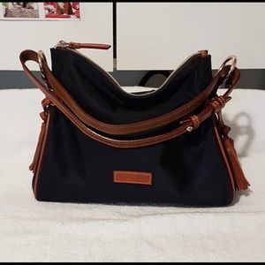 Dooney & Bourke black shoulder purse